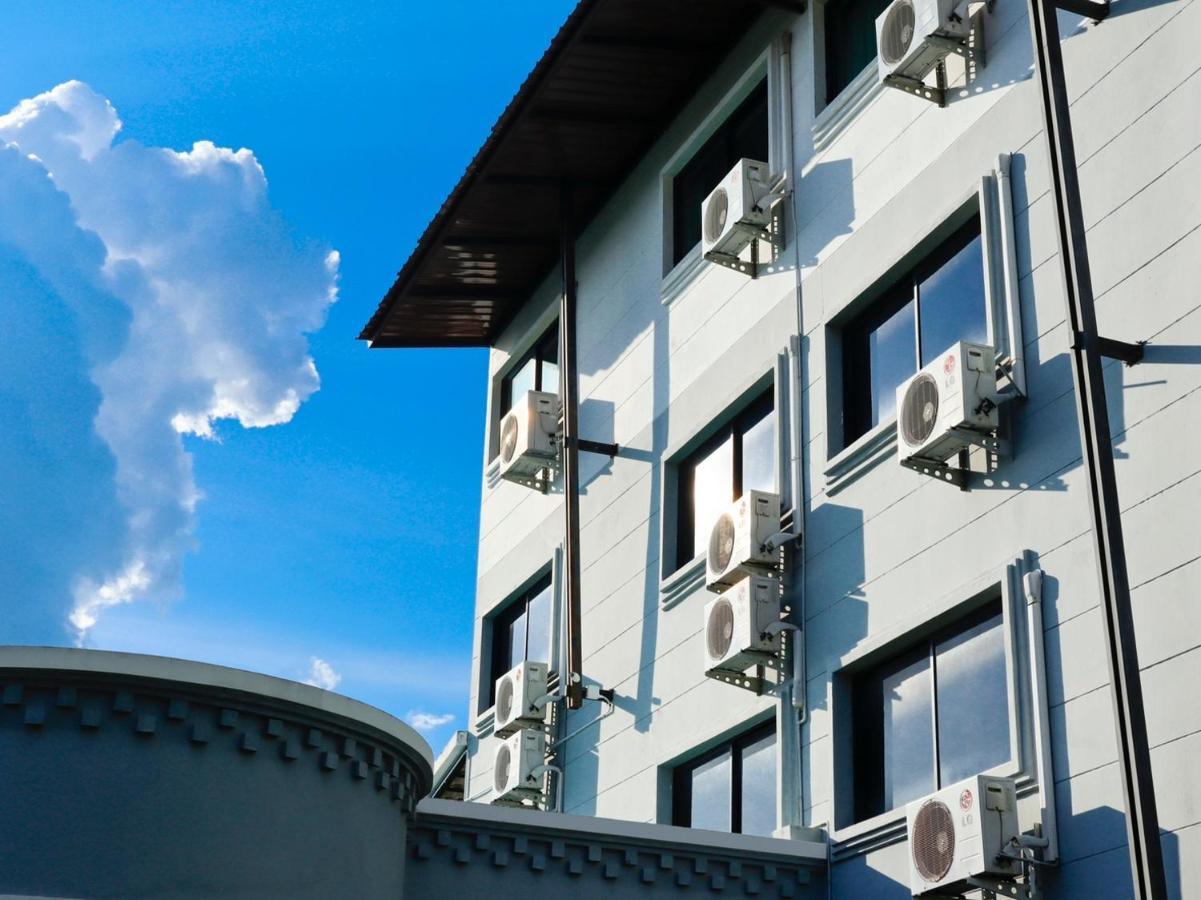 Airbest Gemtree Lampang Hotel Exterior photo