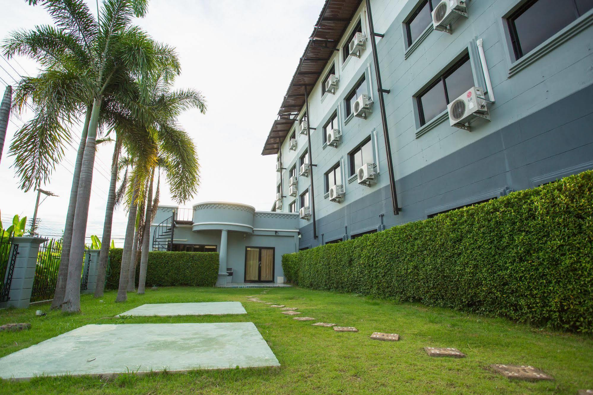 Airbest Gemtree Lampang Hotel Exterior photo